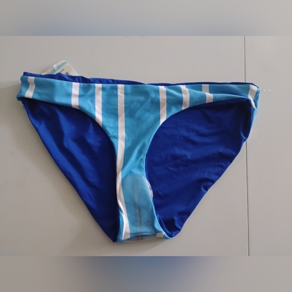 Maaji Sail Sublimity Bikini Bottom - Blue. Size XL - Picture 5 of 11